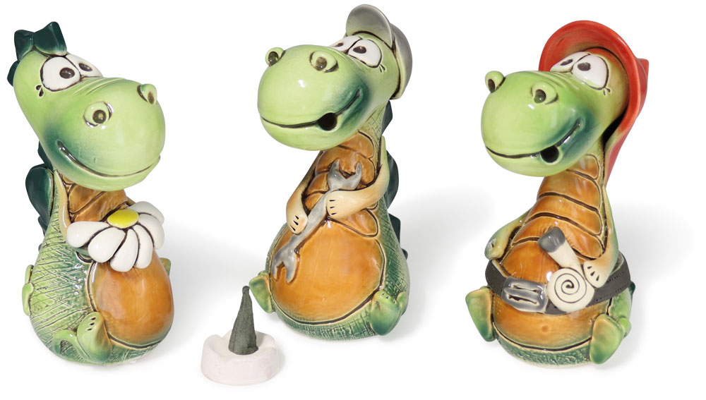 Smoking figure dragon, mix of 3