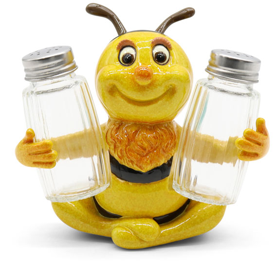 Salt and pepper shakers bee