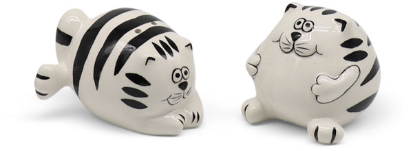 Sumcolino Salt and pepper shakers, set price