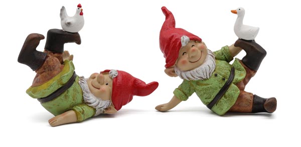 Garden gnomes "Rudi & Erwin", lying
