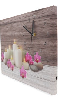 Wanduhr mit LED "Kerzen"